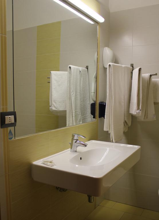 Hotel 106 Sellia Marina Room photo