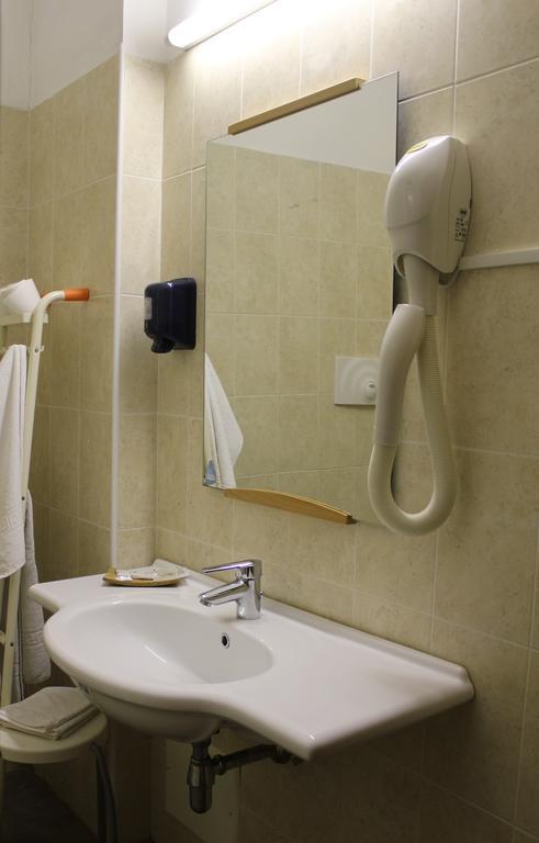 Hotel 106 Sellia Marina Room photo